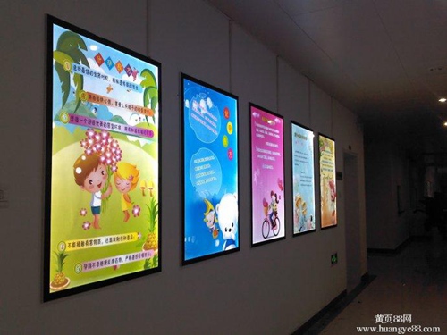 室外磁吸燈箱應(yīng)具有什么樣的屬性？